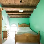 Santuari Del Coll Apartment *
